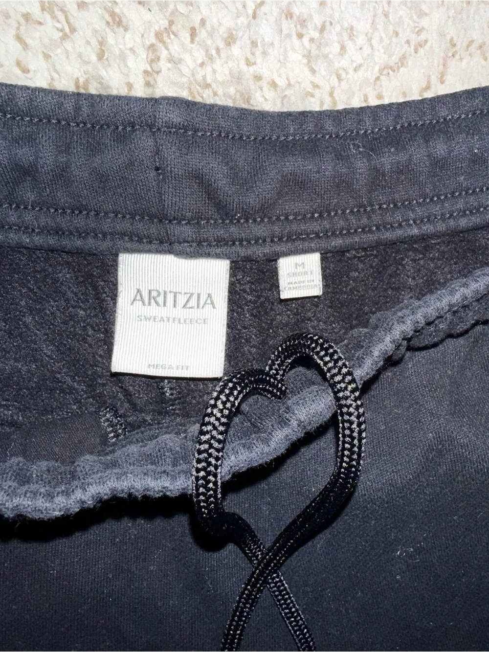 Aritzia Tna Cozy Sweatfleece Mega Cargo Sweatpant Black M Regular